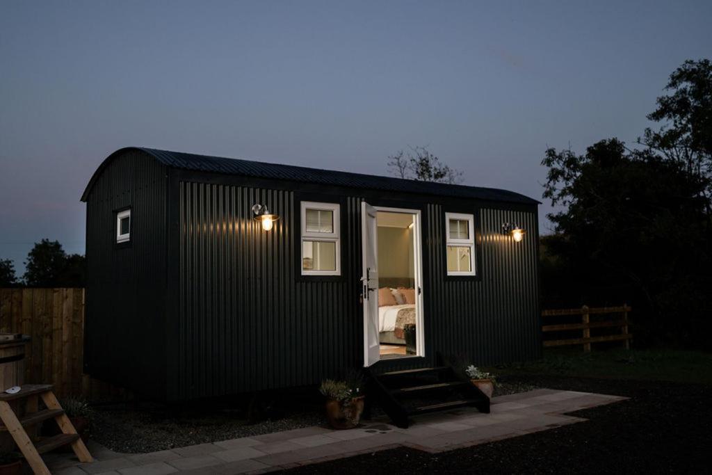 Barfield Shepherds Hut Magherafelt Buitenkant foto