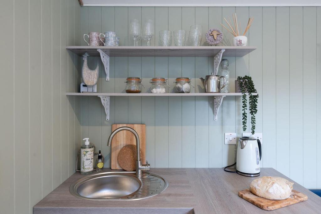 Barfield Shepherds Hut Magherafelt Buitenkant foto