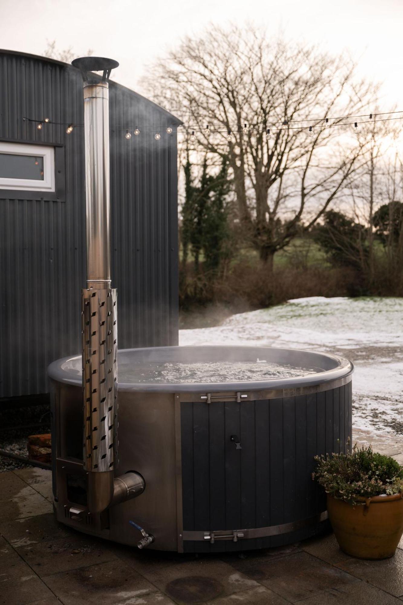 Barfield Shepherds Hut Magherafelt Buitenkant foto
