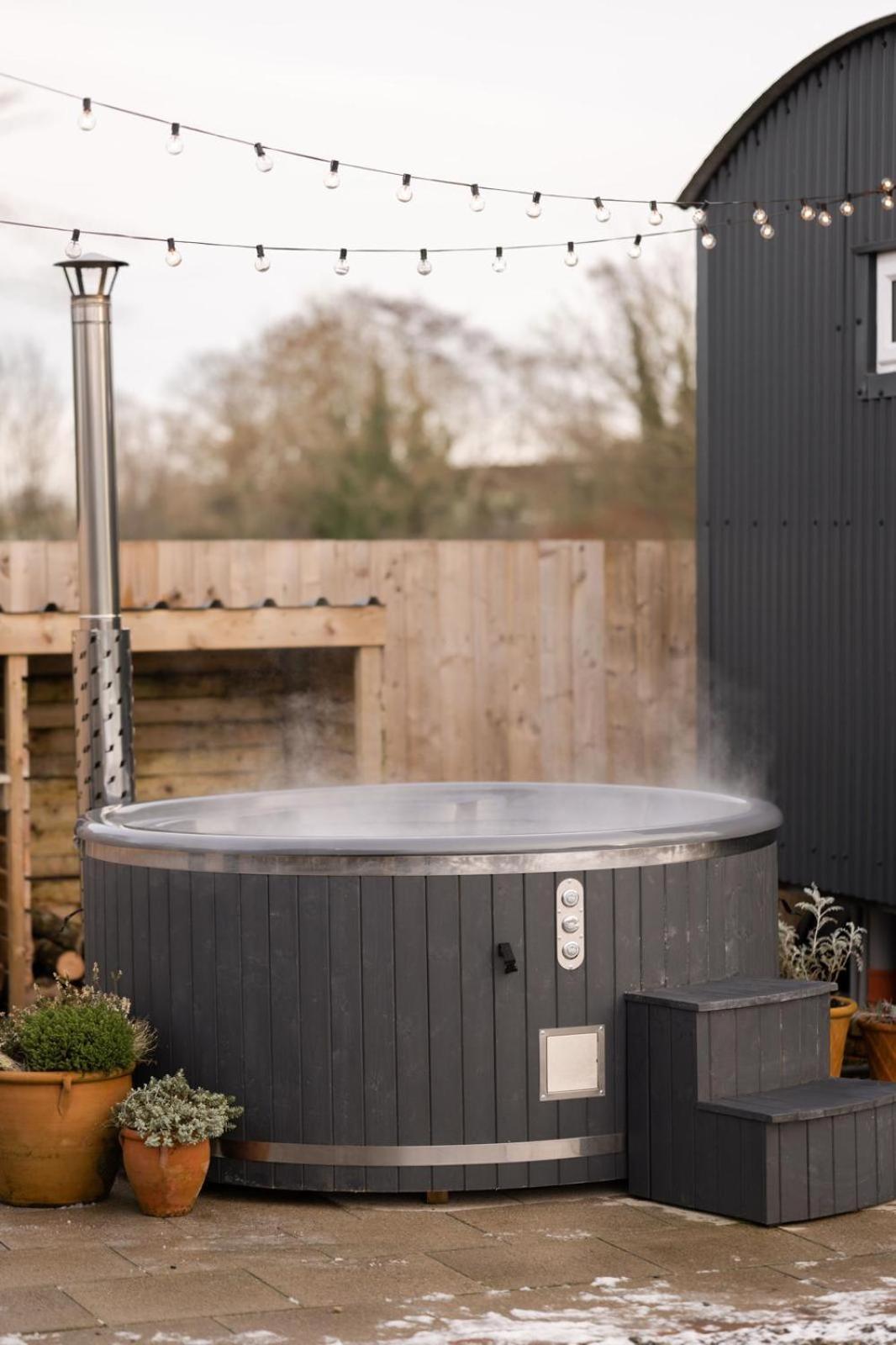 Barfield Shepherds Hut Magherafelt Buitenkant foto